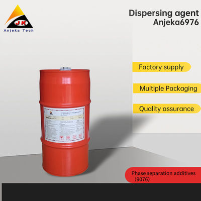 Agents dispersants de pigment sans solvant pour les adhésifs au carbonate de calcium