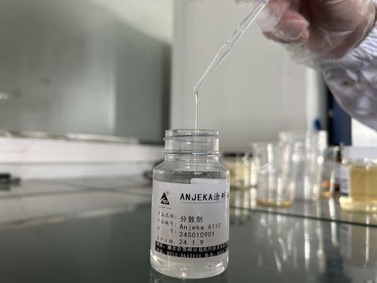 Agents humidifiants et dispersants utilisés pour le dioxyde de titane